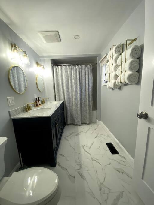 It'S Showtime-Book Lally'S House! Steps To Common! Salem Bagian luar foto